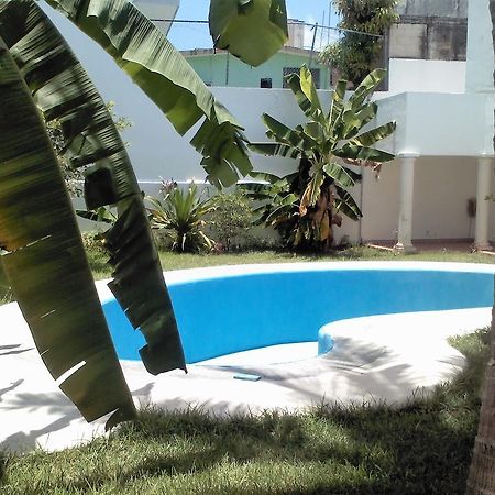Suites Rosas Канкун Екстериор снимка