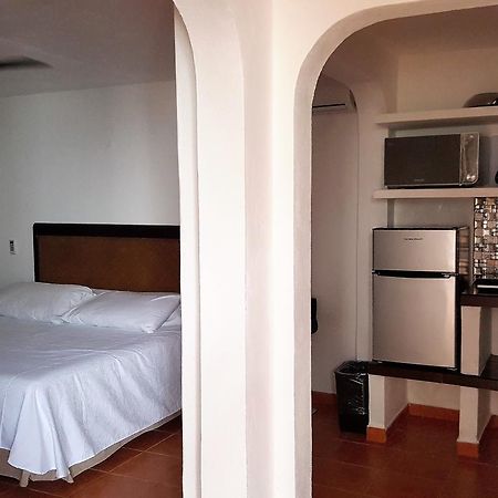 Suites Rosas Канкун Екстериор снимка