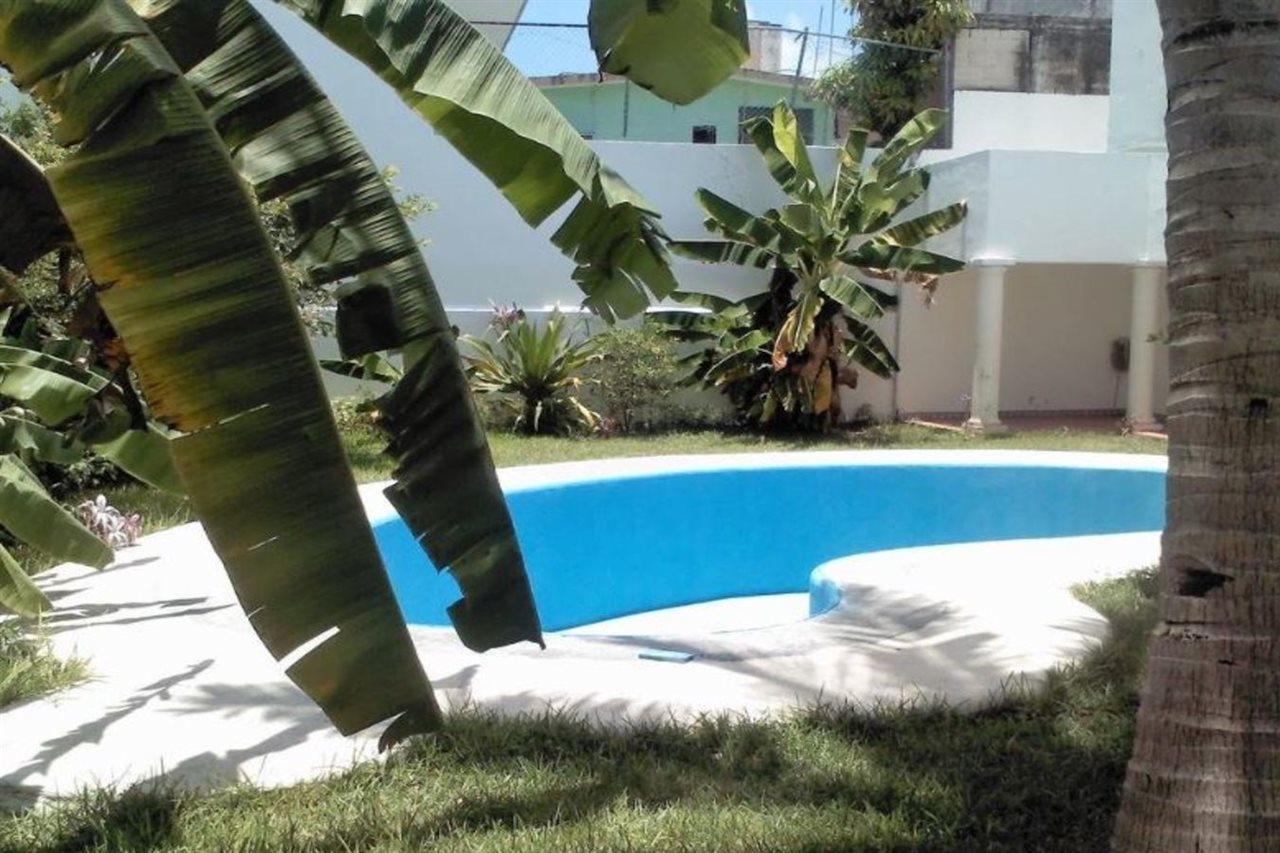Suites Rosas Канкун Екстериор снимка