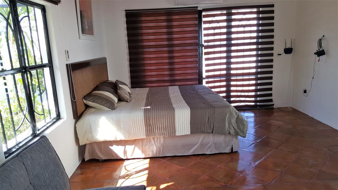 Suites Rosas Канкун Екстериор снимка